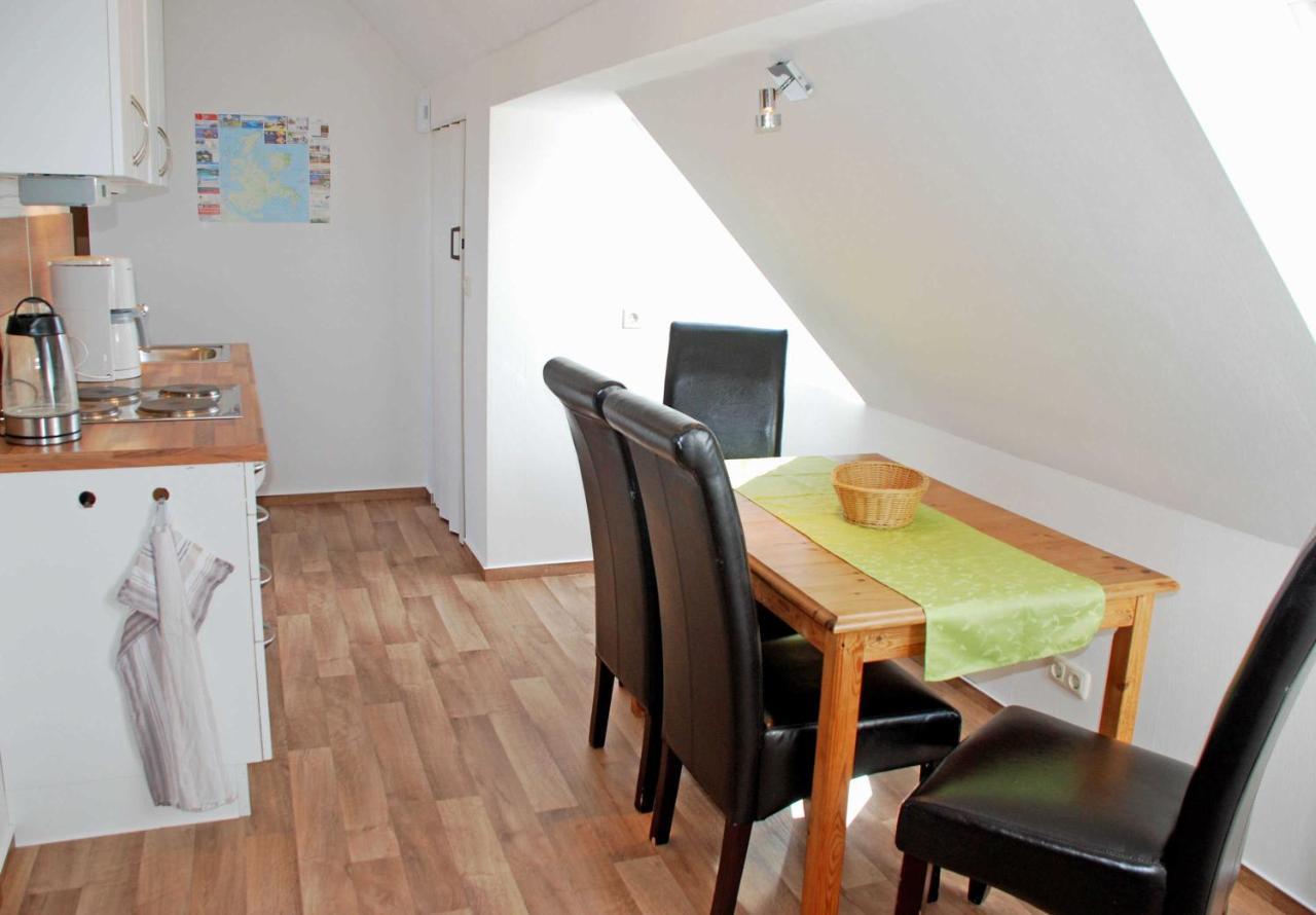 Ferienwohnungen Auf Dem Pommernhof Samtens Habitación foto