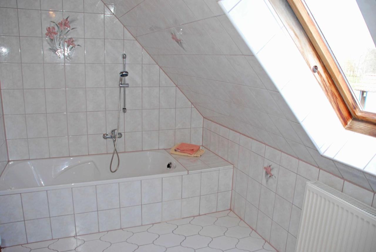 Ferienwohnungen Auf Dem Pommernhof Samtens Habitación foto