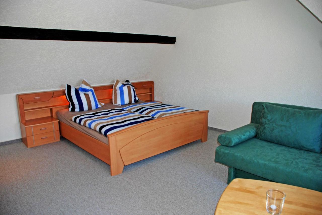 Ferienwohnungen Auf Dem Pommernhof Samtens Habitación foto
